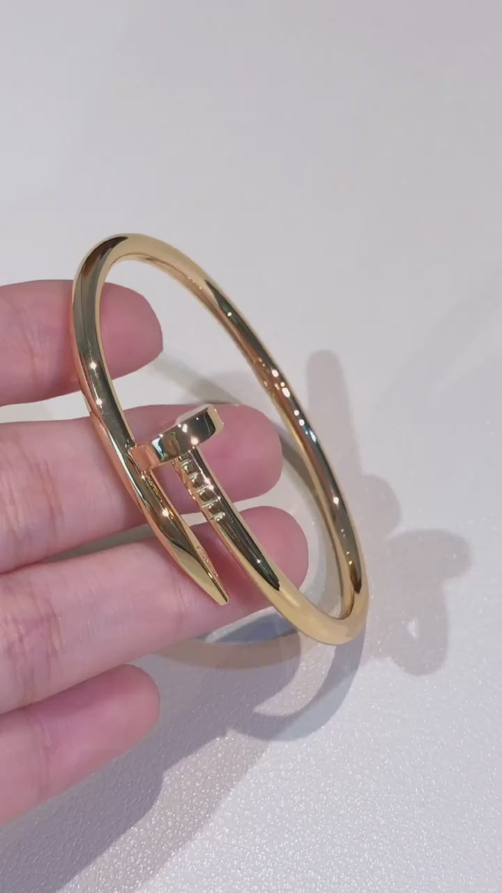 Nail Bracelet
